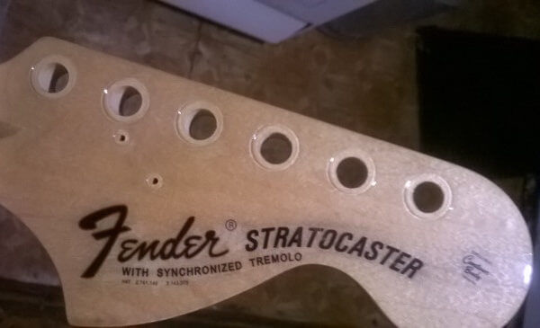 Fender Stratocaster 1968-1970 на голову грифа