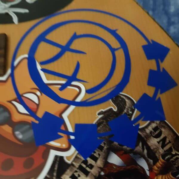 Логотип Blink 182 для гитары