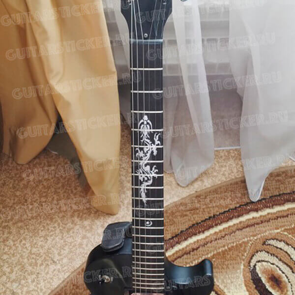 Наклейка дракон на гриф гитары