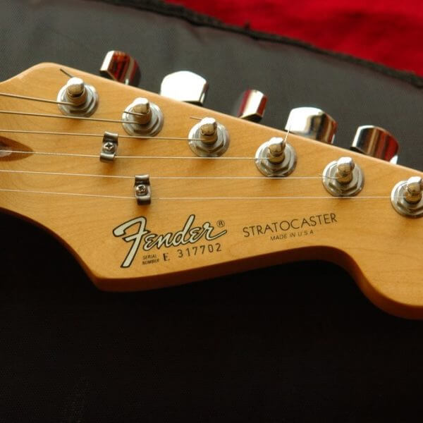Купить переводилки на гитару Fender Stratocaster 1983-1984